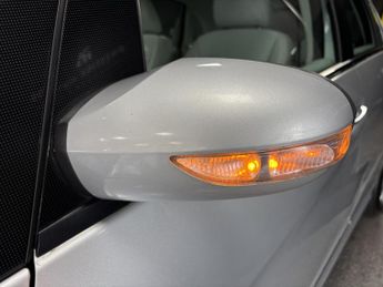 Mercedes-Benz B Class 2.0 B200 SE MPV 5dr Petrol Manual (173 g/km, 136 bhp)