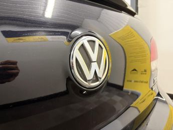 Volkswagen Golf 1.6 TDI Match Hatchback 5dr Diesel DSG Euro 5 (105 ps)