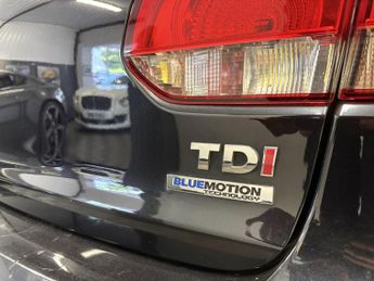 Volkswagen Golf 1.6 TDI Match Hatchback 5dr Diesel DSG Euro 5 (105 ps)