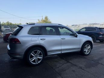 Volkswagen Touareg 3.0 TDI V6 BlueMotion Tech Altitude SUV 5dr Diesel Tiptronic 4WD