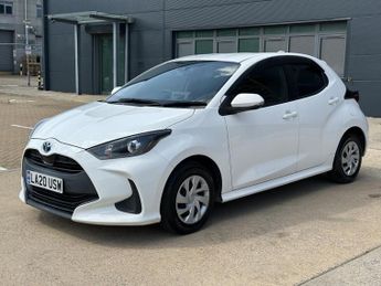 Toyota Yaris 1.5 VVT-h Design Hatchback 5dr Petrol Hybrid E-CVT Euro 6 (s/s) 