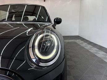 MINI Electric Hatch Cooper SE 32.6kWh Level 2 Hatchback 3dr Electric Auto (184 ps)