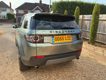 Land Rover Discovery Sport 2.0 TD4 HSE Black SUV 5dr Diesel Auto 4WD Euro 6 (s/s) (180 ps)