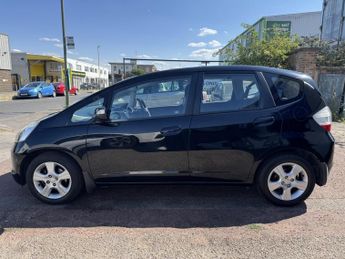 Honda Jazz 1.4 i-VTEC ES Hatchback 5dr Petrol i SHIFT Euro 4 (100 ps)