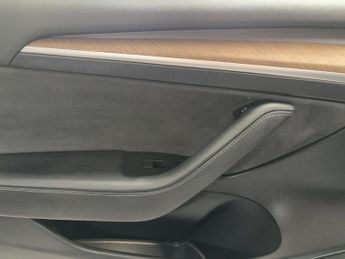 Tesla Model 3 (Dual Motor) Long Range Saloon 4dr Electric Auto 4WDE (346 ps)