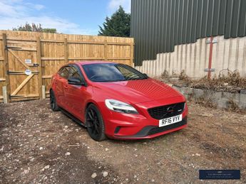 Volvo V40 2.0 D4 R-Design Hatchback 5dr Diesel Manual Euro 6 (s/s) (190 ps