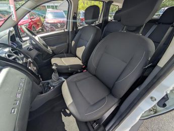 Dacia Duster 1.6 SCe Ambiance SUV 5dr Petrol Manual Euro 6 (s/s) (115 ps)