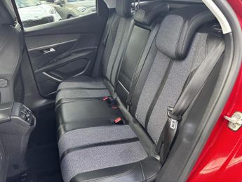 Peugeot 3008 1.2 PureTech Allure SUV 5dr Petrol Manual Euro 6 (s/s) (130 ps)