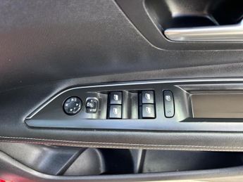 Peugeot 3008 1.2 PureTech Allure SUV 5dr Petrol Manual Euro 6 (s/s) (130 ps)