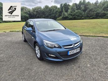 Vauxhall Astra 1.6 16v Design Hatchback 5dr Petrol Auto Euro 5 (115 ps)