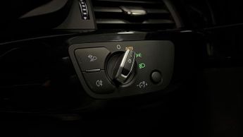 Audi A4 2.0 TDI 35 Black Edition Saloon 4dr Diesel S Tronic Euro 6 (s/s)