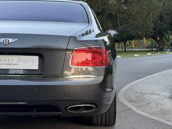 Bentley Flying Spur 6.0 W12 Saloon 4dr Petrol Auto 4WD Euro 5 (625 ps)