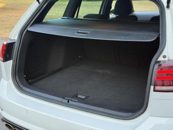 Volkswagen Golf 2.0 TSI R Estate 5dr Petrol DSG 4Motion Euro 6 (s/s) (300 ps)