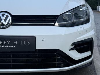 Volkswagen Golf 2.0 TSI R Estate 5dr Petrol DSG 4Motion Euro 6 (s/s) (300 ps)