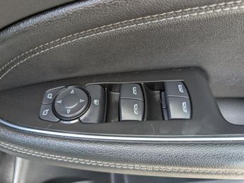 Vauxhall Insignia 1.5i Turbo GPF Elite Nav Grand Sport 5dr Petrol Manual Euro 6 (s