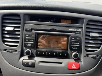 Kia Rio 1.4 Hatchback 5dr Petrol Manual (139 g/km, 95 bhp)