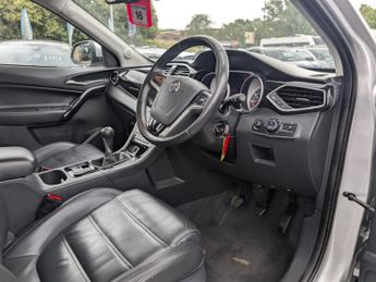 MG GS 1.5 TGI Exclusive SUV 5dr Petrol Manual Euro 6 (s/s) (160 ps)