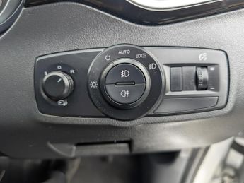 MG GS 1.5 TGI Exclusive SUV 5dr Petrol Manual Euro 6 (s/s) (160 ps)