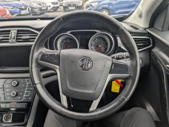 MG GS 1.5 TGI Exclusive SUV 5dr Petrol Manual Euro 6 (s/s) (160 ps)