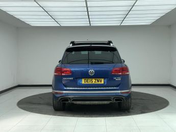 Volkswagen Touareg 3.0 TDI V6 BlueMotion Tech R-Line SUV 5dr Diesel Tiptronic 4WD E