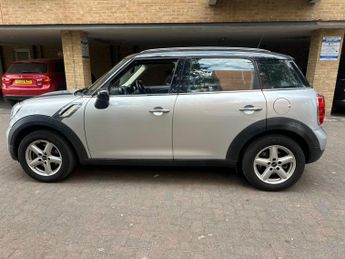 MINI Cooper 2012 MINI Countryman Cooper 1.6 Petrol Automatic