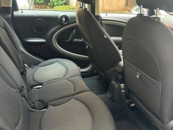 MINI Cooper 2012 MINI Countryman Cooper 1.6 Petrol Automatic