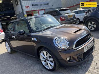 MINI Hatch 1.6 Cooper S Hatchback 3dr Petrol Steptronic Euro 5 (184 ps)