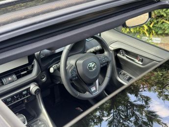 Toyota RAV4 2.5 VVT 18.1kWh GR SPORT SUV 5dr Petrol Plug-in Hybrid CVT 4WD E