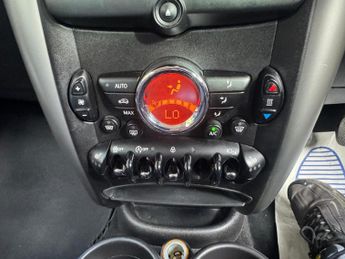 MINI Countryman 1.6 Cooper D SUV 5dr Diesel Manual Euro 5 (s/s) (112 ps)