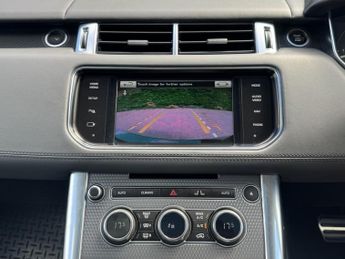 Land Rover Range Rover Sport 3.0 SD V6 Autobiography Dynamic SUV 5dr Diesel Auto 4WD Euro 5 (