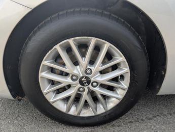 Kia Rio 1.4 CRDi 2 Hatchback 5dr Diesel Manual Euro 6 (s/s) (76 bhp)