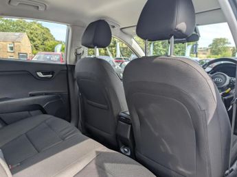 Kia Rio 1.4 CRDi 2 Hatchback 5dr Diesel Manual Euro 6 (s/s) (76 bhp)
