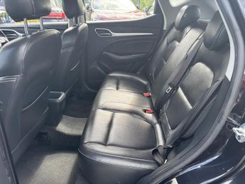 MG MG ZS 1.5 VTi-TECH Exclusive SUV 5dr Petrol Manual Euro 6 (s/s) (106 p