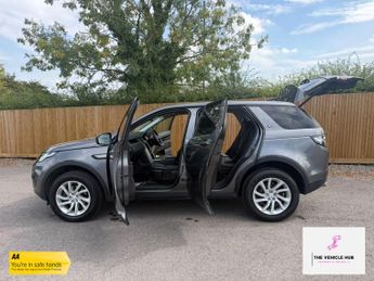 Land Rover Discovery Sport 2.0 TD4 SE Tech SUV 5dr Diesel Auto 4WD Euro 6 (s/s) (180 ps)