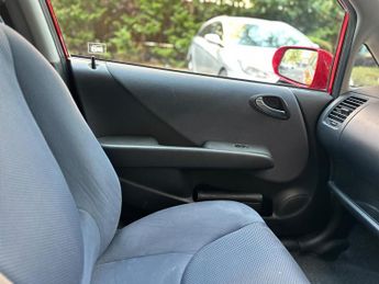 Honda Jazz 1.4 i-DSI SE Hatchback 5dr Petrol CVT-7 (139 g/km, 82 bhp)