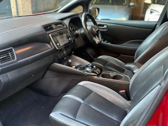Nissan Leaf 40kWh Tekna Hatchback 5dr Electric Auto (150 ps)