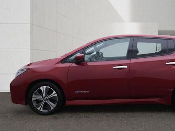 Nissan Leaf 40kWh Tekna Hatchback 5dr Electric Auto (150 ps)