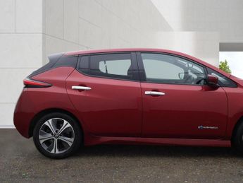 Nissan Leaf 40kWh Tekna Hatchback 5dr Electric Auto (150 ps)