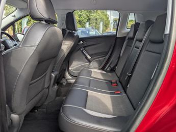 Peugeot 2008 1.2 PureTech Allure SUV 5dr Petrol Manual Euro 6 (82 ps)