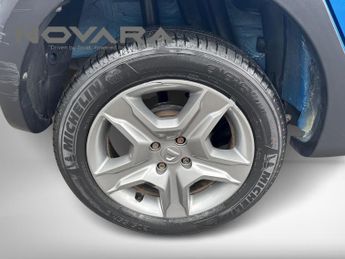 Dacia Sandero Stepway 0.9 TCe Essential Hatchback 5dr Petrol Manual Euro 6 (s/s) (90 p