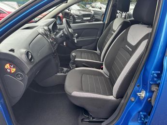 Dacia Sandero Stepway 0.9 TCe Essential Hatchback 5dr Petrol Manual Euro 6 (s/s) (90 p