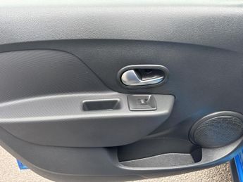 Dacia Sandero Stepway 0.9 TCe Essential Hatchback 5dr Petrol Manual Euro 6 (s/s) (90 p