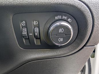 Vauxhall Grandland X 1.2 Turbo SE Premium SUV 5dr Petrol Manual Euro 6 (s/s) (130 ps)