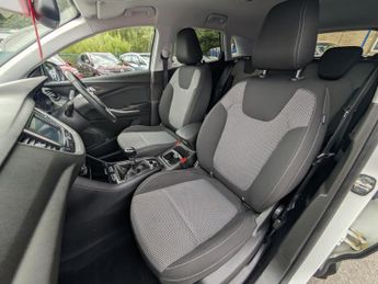 Vauxhall Grandland X 1.2 Turbo SE Premium SUV 5dr Petrol Manual Euro 6 (s/s) (130 ps)