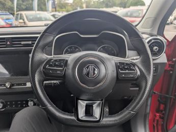 MG MG ZS 1.5 VTi-TECH Exclusive SUV 5dr Petrol Manual Euro 6 (s/s) (106 p