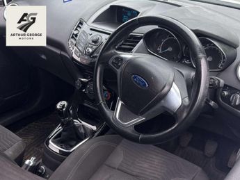 Ford Fiesta 1.25 Zetec Hatchback 3dr Petrol Manual Euro 5 (82 ps)