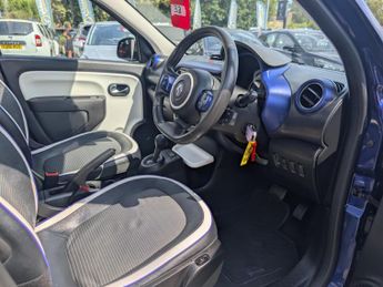 Renault Twingo 0.9 TCe Iconic Hatchback 5dr Petrol EDC Euro 6 (90 ps)
