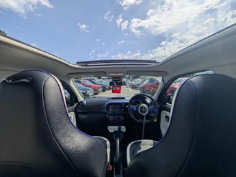 Renault Twingo 0.9 TCe Iconic Hatchback 5dr Petrol EDC Euro 6 (90 ps)