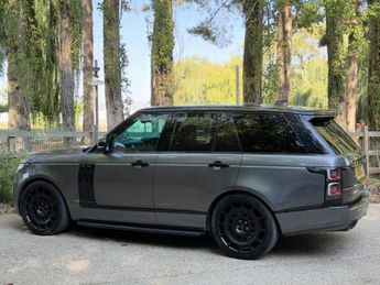 Land Rover Range Rover 4.4 SD V8 Vogue SE SUV 5dr Diesel Auto 4WD Euro 6 (s/s) (339 ps)