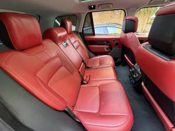 Land Rover Range Rover 4.4 SD V8 Vogue SE SUV 5dr Diesel Auto 4WD Euro 6 (s/s) (339 ps)